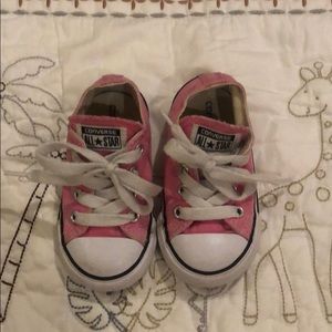 Little girl converse